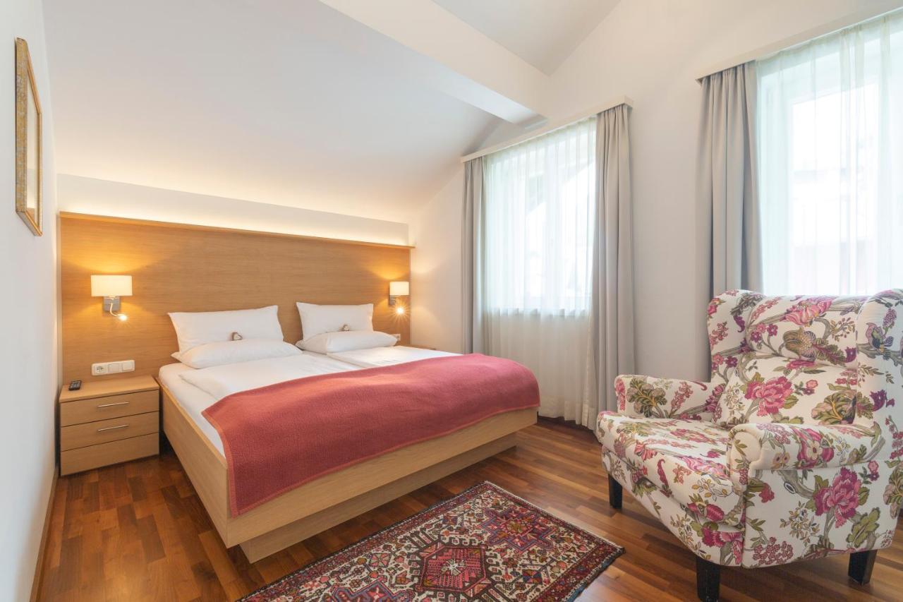 Pension Seehof Appartements Sankt Wolfgang im Salzkammergut Екстер'єр фото